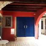 Apartments I Volti