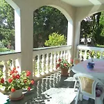 Valeriana Apartment