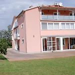 Apartment Zubonja