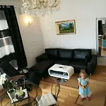 Ana Apartment