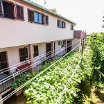 Apartments Ema