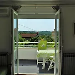 Apartment Eni
