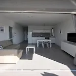 Apartments Marat Residence