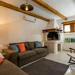 Villa Sagri - Heated Pool