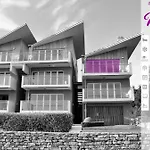 Apartments Marat Residence