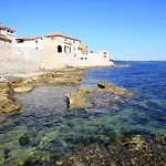 Dario Apartment By The Sea