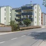 Velike Stine City Suite