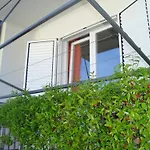 Premium Apartment Sunny
