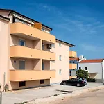 Apartment Frlan
