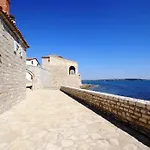 Dario Apartment By The Sea