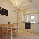 Charming Apartment Juna