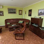 Apartment Ari