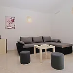 House Andrej 1372
