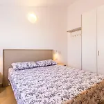 Apartments Hervat