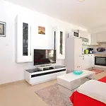 Apartment Branka 1507