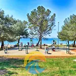 Apartments Marina 947