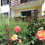 Mirela House With Apartment