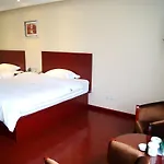 Greentree Inn Jiangsu Zhenjiang Dingmao Industrial Park Wode Square Express Hotel