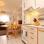 Apartments Josip 1544