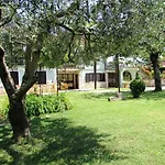 Paliska House With Apartments