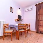 Kamelija Apartments 316