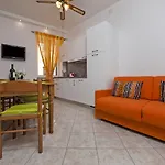 Rm Apartment Pusta