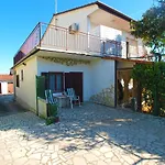 Apartments Luciano 1576