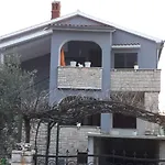 Apartment Grabro