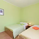Apartment Ivana 1664
