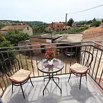 Apartment Mondelaco