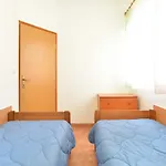Apartments Denis 344