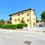 Apartments And Rooms Novigrad 1624
