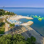 Valamar Pinia Hotel