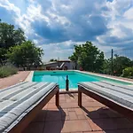 Casa Kujici