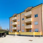Apartments David By The Sea
