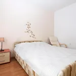 Apartments Mira 1804