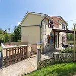 Holiday Home In Mali Turini 36021