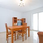 Two-Bedroom Apartment In Novigrad I