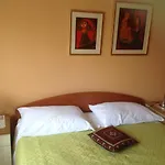Room For Two 450 Met From Beach