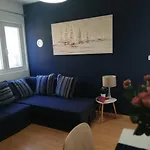 Studio C, Free Parking