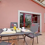 House Nada