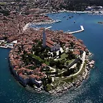 Cozy Holiday Home In Rovinj With Terrace