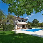 Apartment With Private Pool And Large Garden