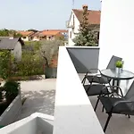 Apartment Ana