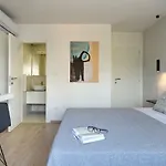 Sea Side Apartment