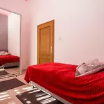 Emanuel Apartman