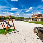 Villa Matea