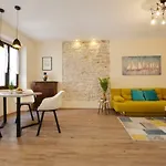 Bruno Apartment