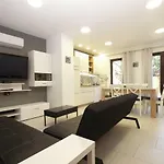 House Puntizela 747