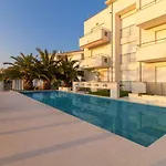 New Apartment Lory With A Pool And Sea View